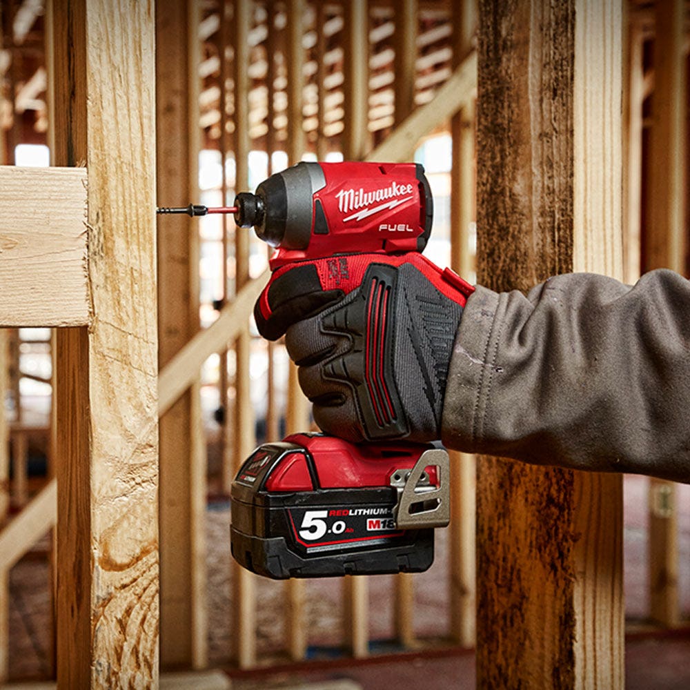 MILWAUKEE 18V Fuel�?1/4" Hex Impact Driver Skin M18FID2-0