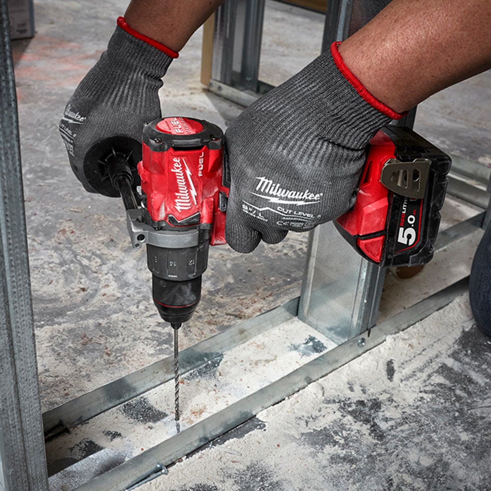 MILWAUKEE 18V Fuel�?Gen3 13mm Hammer Drill M18FPD2-0