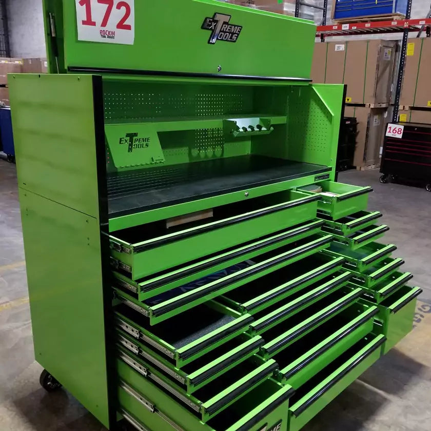 Scratch & Dent, Extreme Tools 72″ x 30″ 19 Drawers Roller Cabinet & Power Hutch Combo – ShowRoom Demo