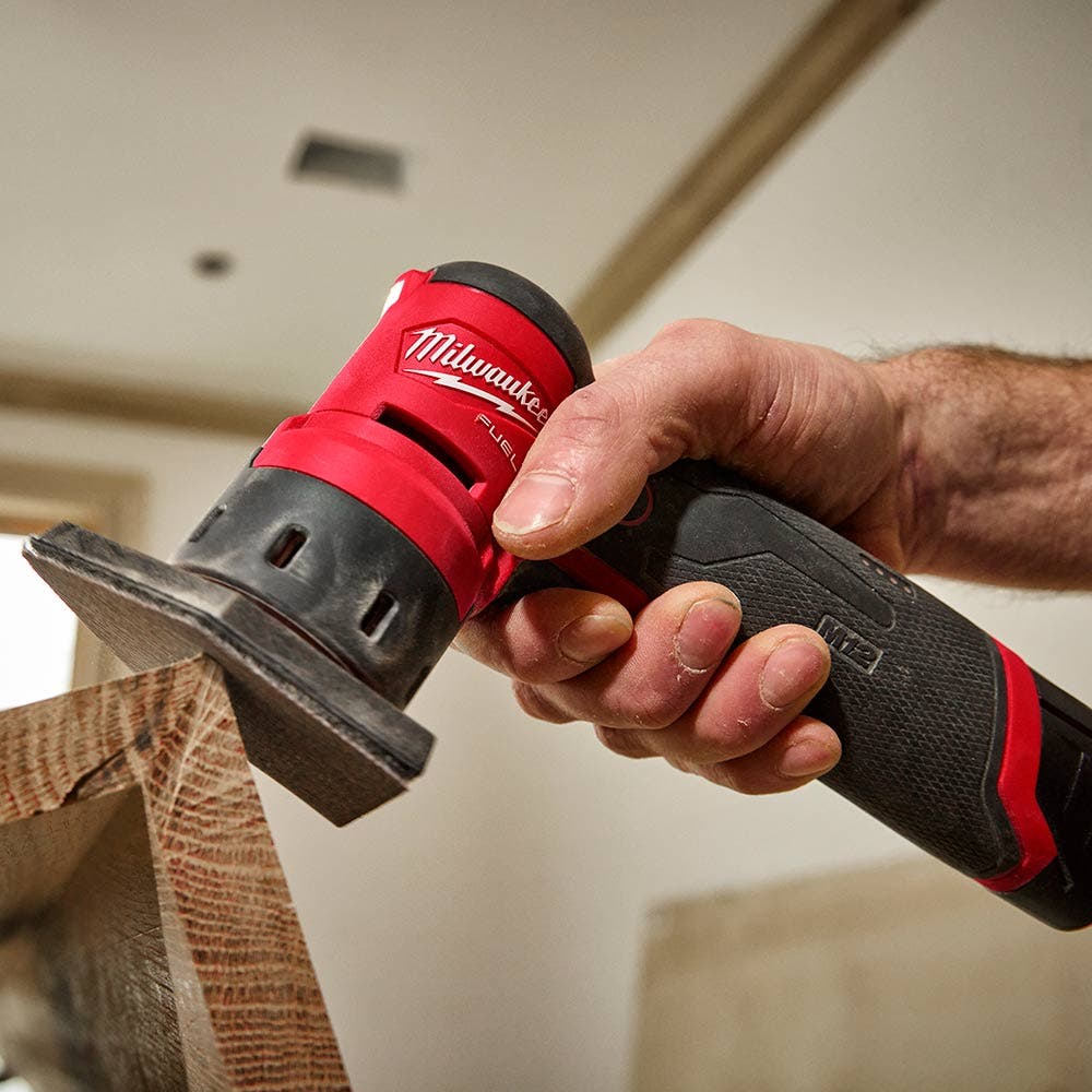 MILWAUKEE 12V FUEL�?Orbital Detail Sander Skin M12FDSS0