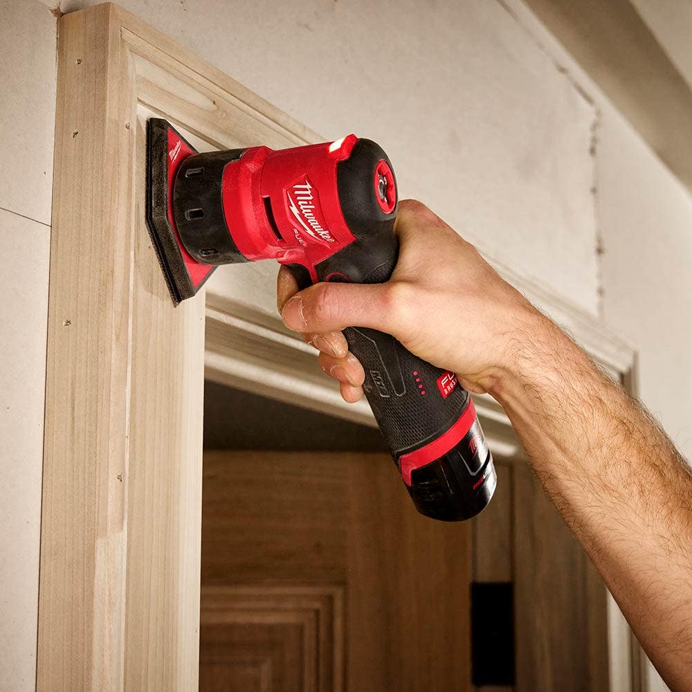 MILWAUKEE 12V FUEL�?Orbital Detail Sander Skin M12FDSS0
