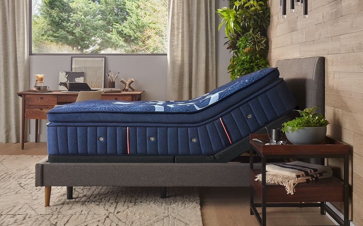 Lux Estate Pillow Top
